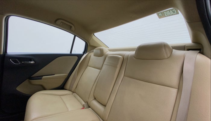 2017 Honda City 1.5L I-VTE V CVT, Petrol, Automatic, 53,884 km, Right Side Rear Door Cabin