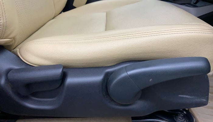 2017 Honda City 1.5L I-VTE V CVT, Petrol, Automatic, 53,884 km, Driver Side Adjustment Panel