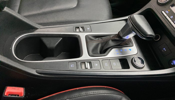 2020 Hyundai Creta SX (O) 1.4 TURBO DCT DUAL TONE, Petrol, Automatic, 71,601 km, Gear Lever