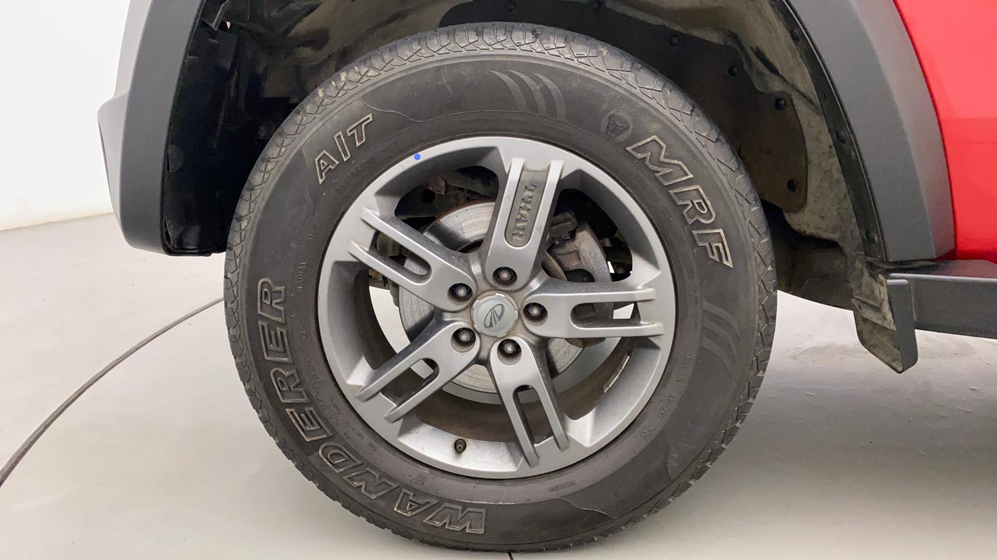2021 Mahindra Thar LX PETROL HT 4WD AT, Petrol, Automatic, 32,506 km, Left Front Wheel
