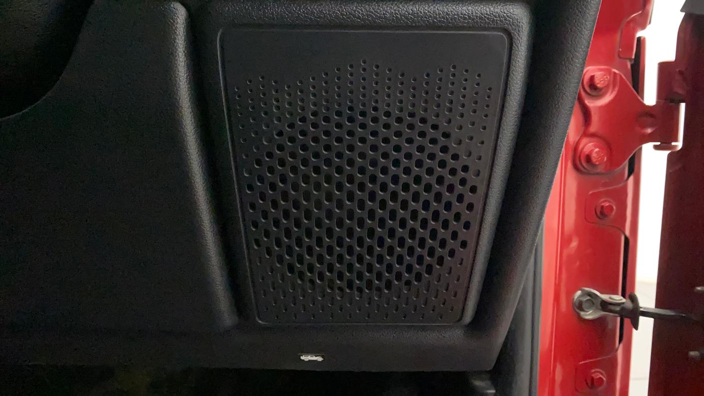 2021 Mahindra Thar LX PETROL HT 4WD AT, Petrol, Automatic, 32,506 km, Speaker