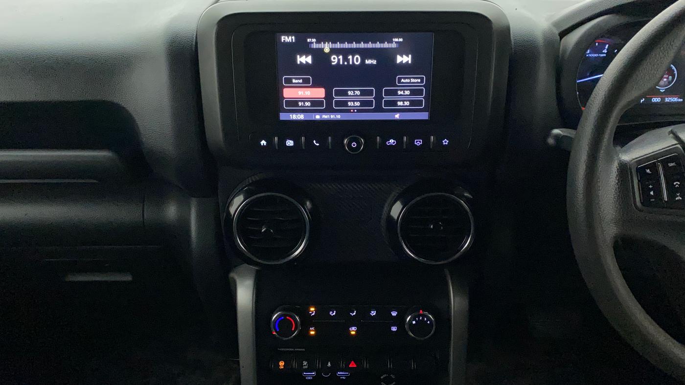 2021 Mahindra Thar LX PETROL HT 4WD AT, Petrol, Automatic, 32,506 km, Air Conditioner