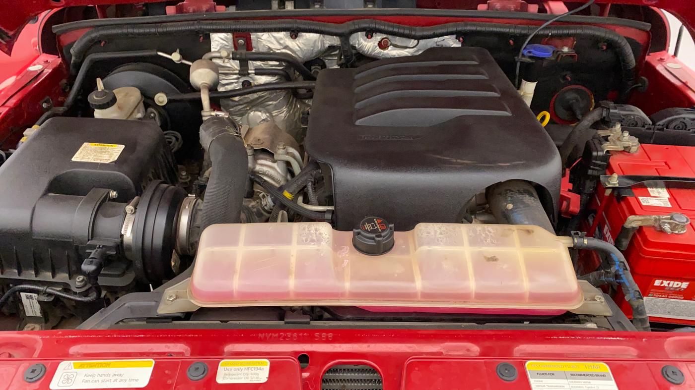 2021 Mahindra Thar LX PETROL HT 4WD AT, Petrol, Automatic, 32,506 km, Open Bonet