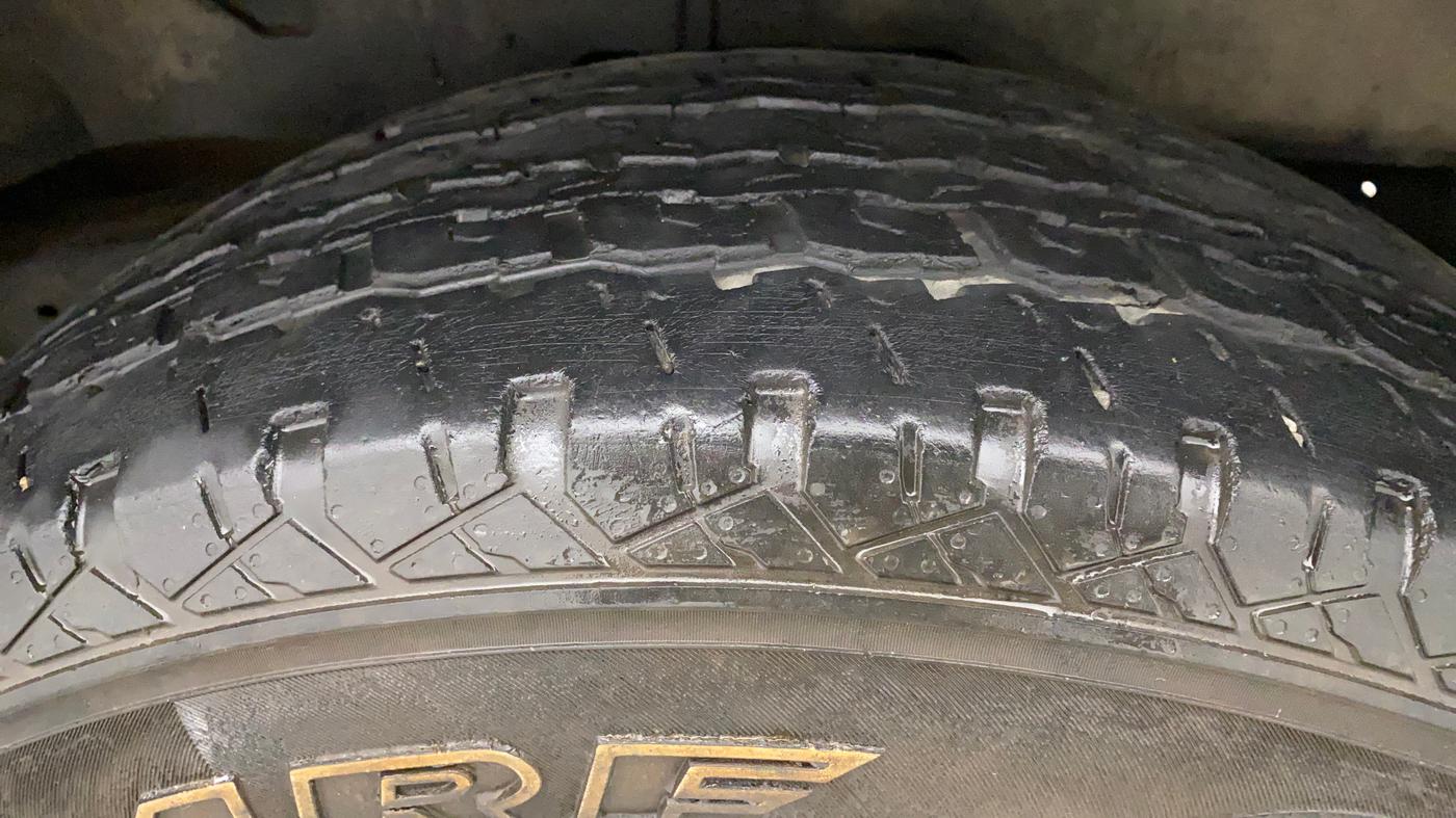 2021 Mahindra Thar LX PETROL HT 4WD AT, Petrol, Automatic, 32,506 km, Left Rear Tyre Tread