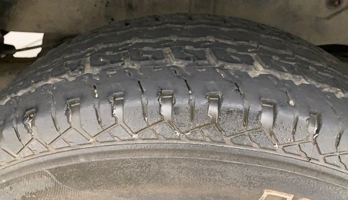 2021 Mahindra Thar LX PETROL HT 4WD AT, Petrol, Automatic, 32,506 km, Right Rear Tyre Tread
