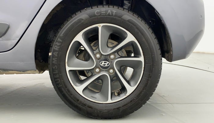 2017 Hyundai Grand i10 SPORTZ (O) 1.2 AT VTVT, Petrol, Automatic, 72,575 km, Left Rear Wheel