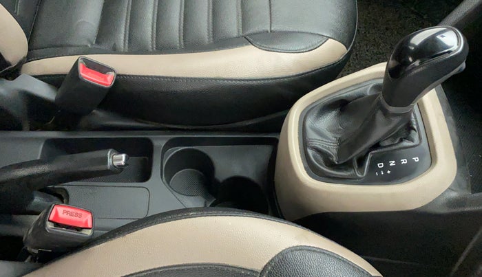 2017 Hyundai Grand i10 SPORTZ (O) 1.2 AT VTVT, Petrol, Automatic, 72,575 km, Gear Lever