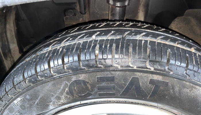 2018 Renault Kwid RXL, Petrol, Manual, 34,538 km, Left Front Tyre Tread