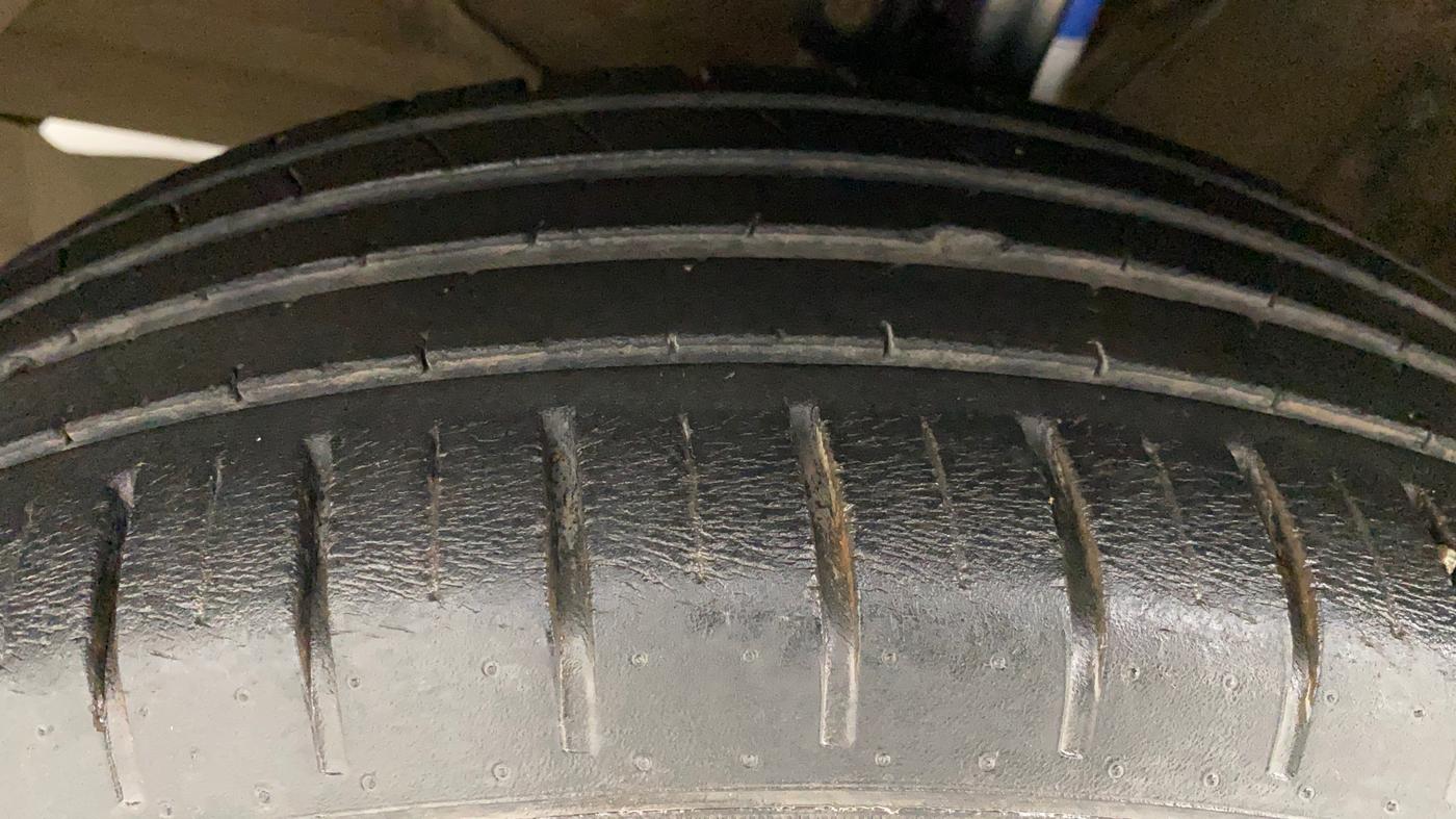 2019 Maruti Baleno ZETA PETROL 1.2, Petrol, Manual, 44,677 km, Left Front Tyre Tread