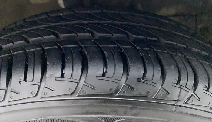 2021 Maruti New Wagon-R ZXI 1.2L AGS, Petrol, Automatic, 3,307 km, Right Front Tyre Tread