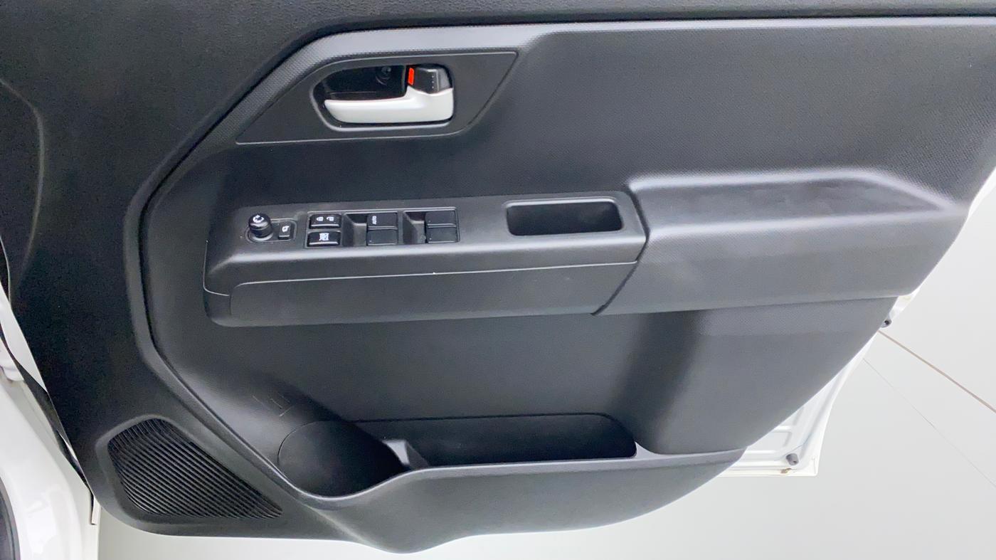 2021 Maruti New Wagon-R ZXI 1.2L AGS, Petrol, Automatic, 3,307 km, Driver Side Door Panels Control