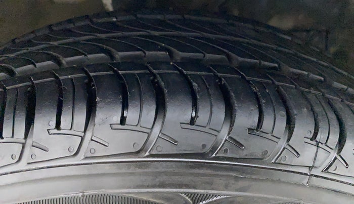 2021 Maruti New Wagon-R ZXI 1.2L AGS, Petrol, Automatic, 3,307 km, Right Rear Tyre Tread