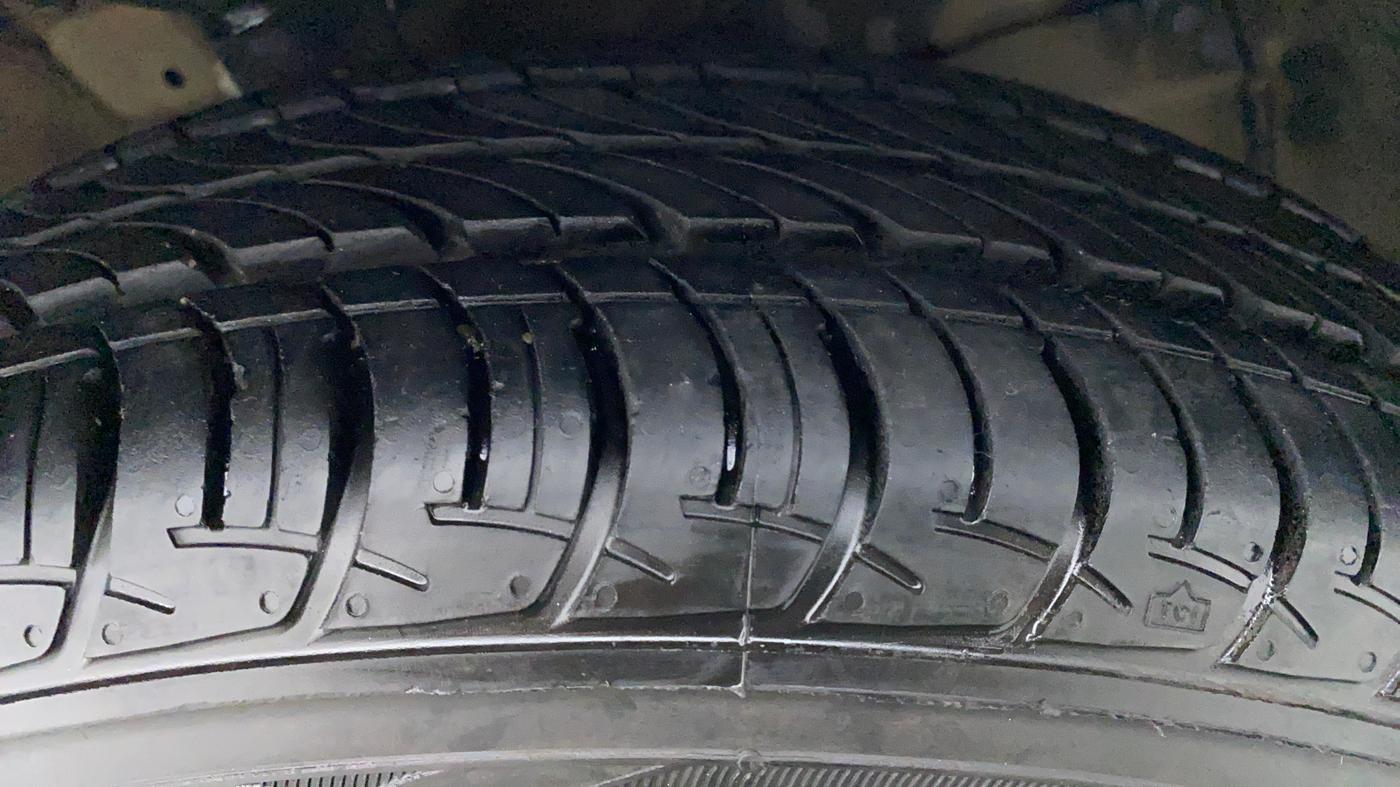 2021 Maruti New Wagon-R ZXI 1.2L AGS, Petrol, Automatic, 3,307 km, Left Front Tyre Tread