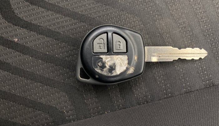 2020 Maruti Swift VXI, Petrol, Manual, 28,532 km, Key Close Up