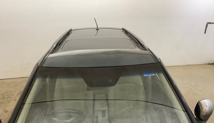 2021 Mahindra XUV300 W8 (O) 1.2 PETROL, Petrol, Manual, 33,153 km, Moonroof/ Sunroof