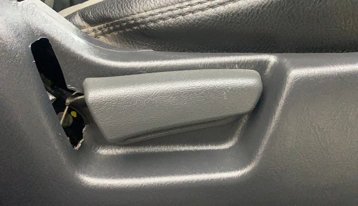 2015 Maruti Alto K10 VXI, Petrol, Manual, 29,310 km, Driver Side Adjustment Panel