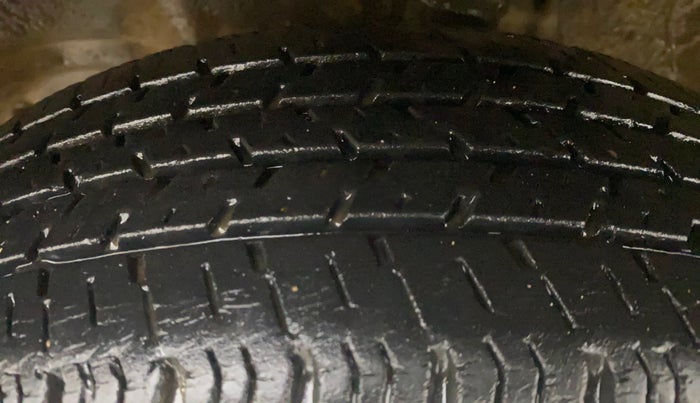 2015 Maruti Alto K10 VXI, Petrol, Manual, 29,310 km, Left Front Tyre Tread