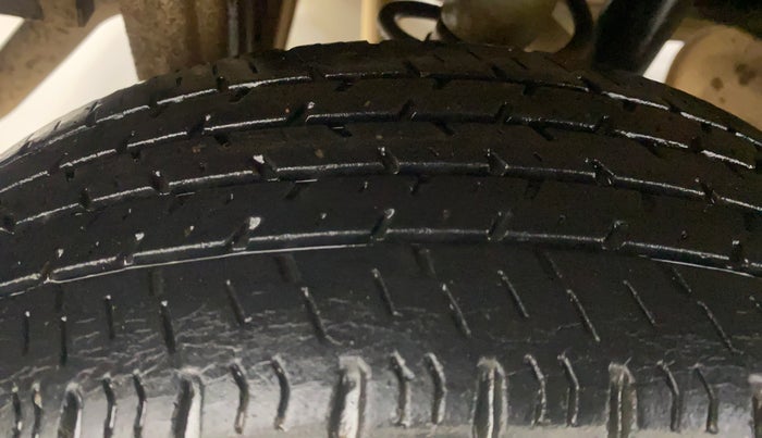 2015 Maruti Alto K10 VXI, Petrol, Manual, 29,310 km, Right Rear Tyre Tread