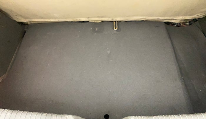 2012 Hyundai i10 SPORTZ 1.2 AT, Petrol, Automatic, 1,19,058 km, Boot Inside