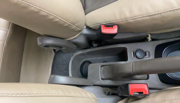 2012 Hyundai i10 SPORTZ 1.2 AT, Petrol, Automatic, 1,19,058 km, Driver Side Adjustment Panel