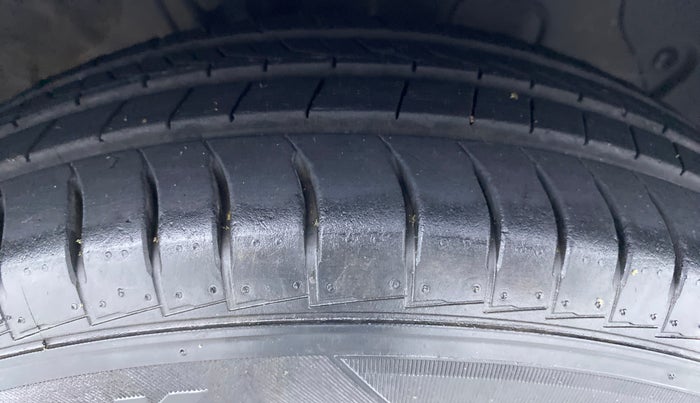2019 Hyundai NEW SANTRO 1.1 MAGNA MT, Petrol, Manual, 7,048 km, Right Front Tyre Tread