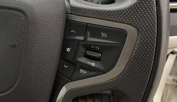 2023 Tata Safari XZA PLUS O 6STR, Diesel, Automatic, 17,805 km, Adaptive Cruise Control