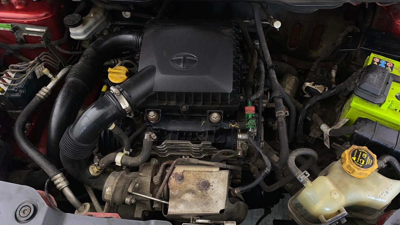 2018 Tata NEXON XT PETROL, Petrol, Manual, 40,774 km, Engine View