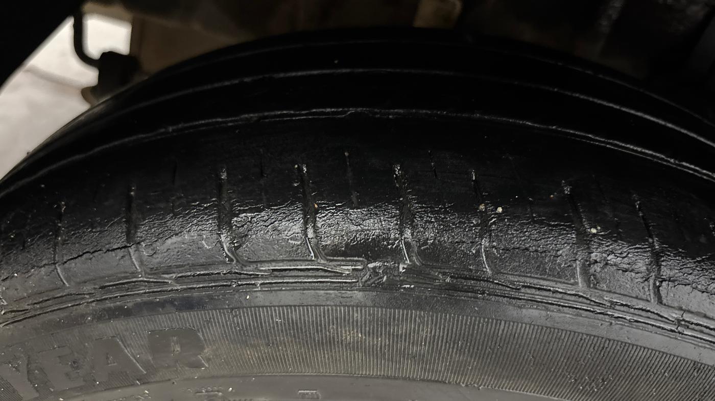 2021 Tata TIGOR XZA PLUS PETROL, Petrol, Automatic, 39,947 km, Right Rear Tyre Tread