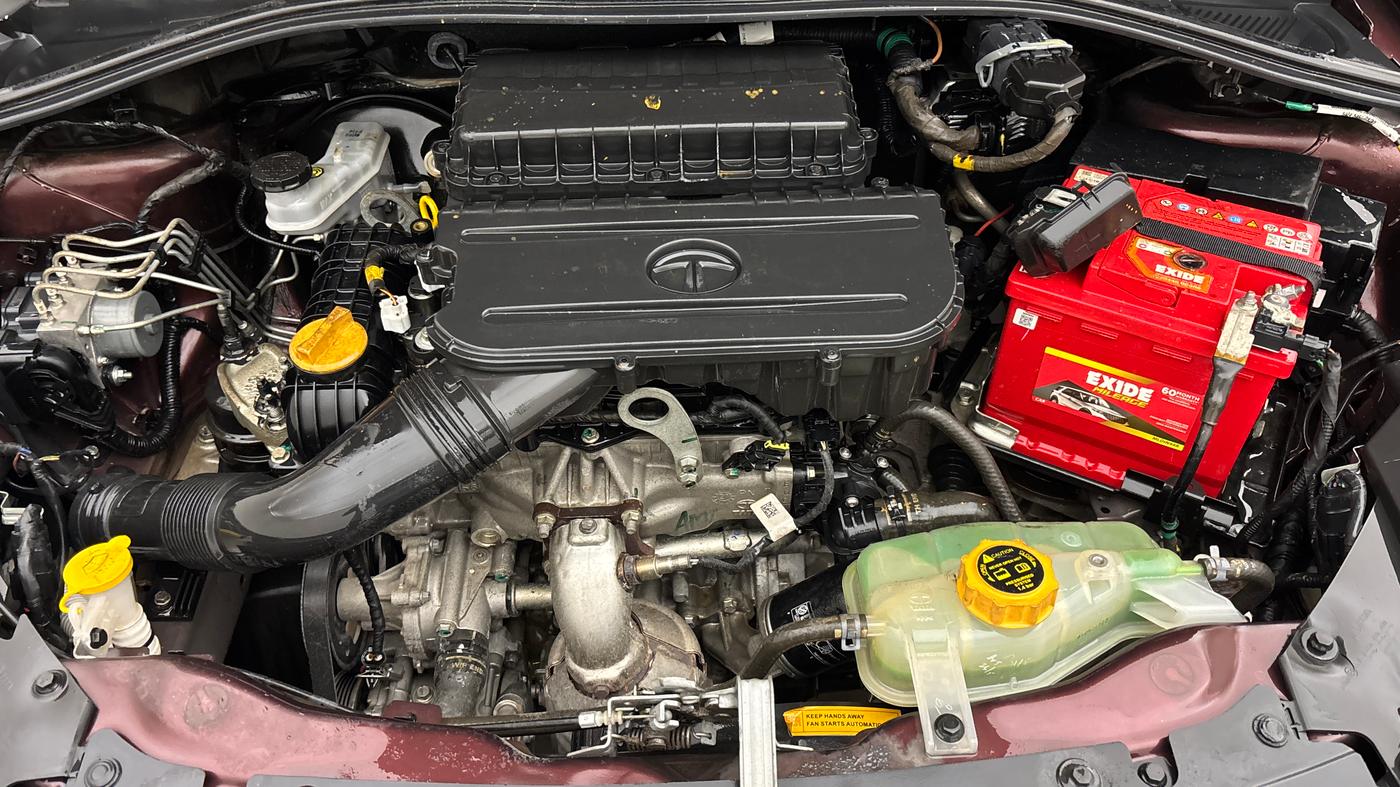 2021 Tata TIGOR XZA PLUS PETROL, Petrol, Automatic, 39,947 km, Engine View