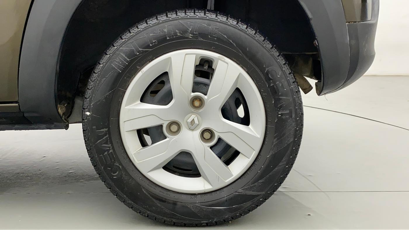 2019 Renault Kwid RXL, Petrol, Manual, 35,994 km, Left Rear Wheel