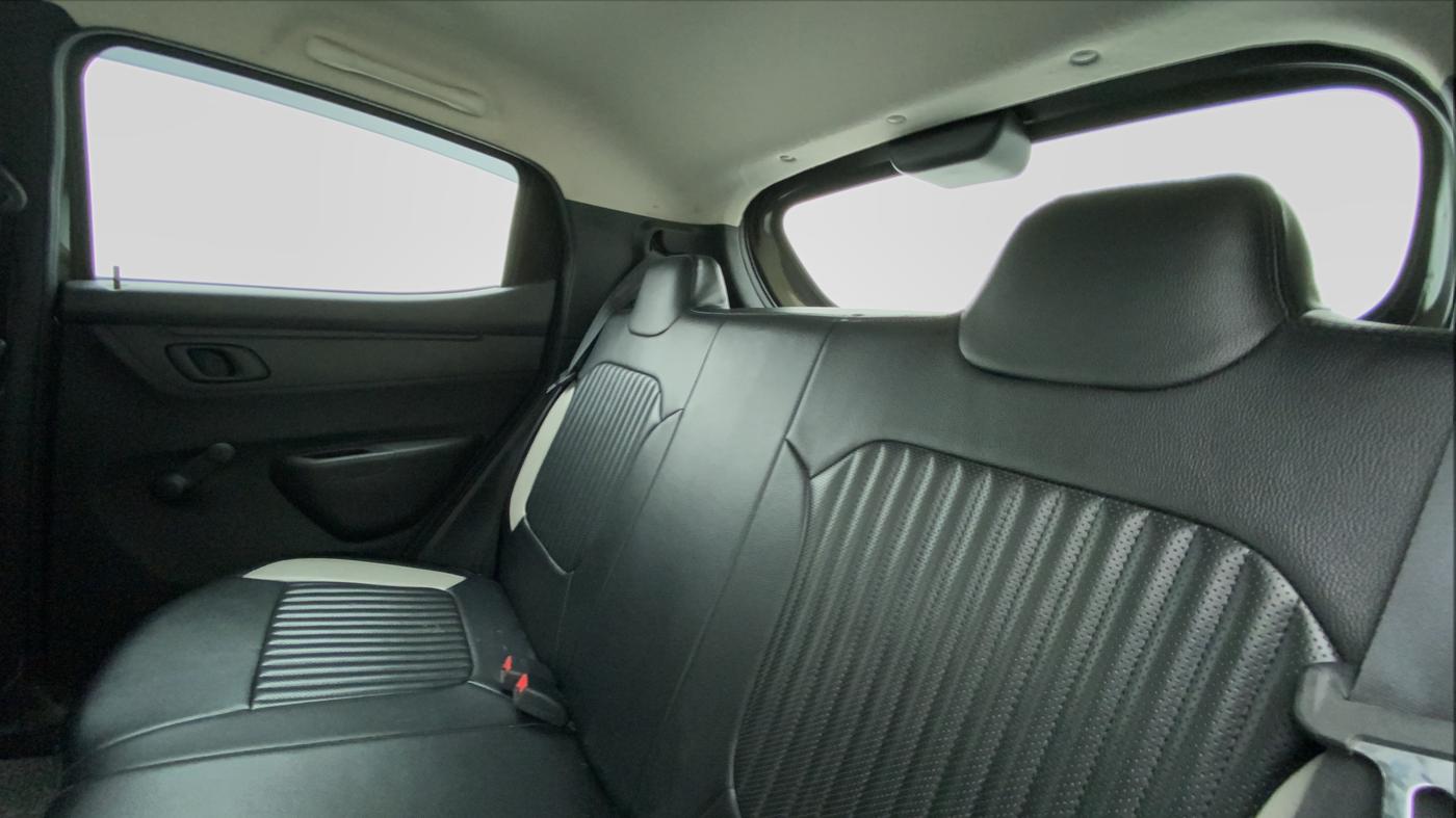 2019 Renault Kwid RXL, Petrol, Manual, 35,994 km, Right Side Rear Door Cabin