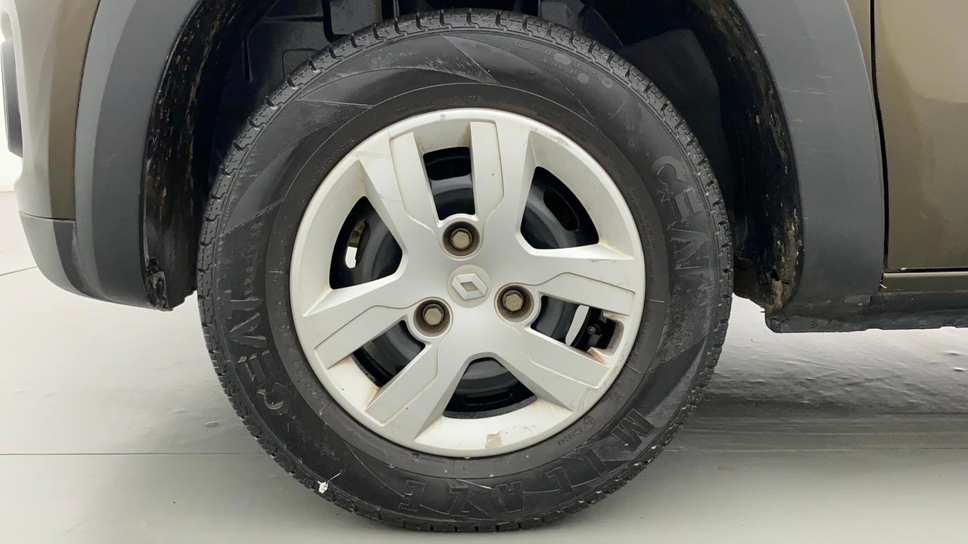 2019 Renault Kwid RXL, Petrol, Manual, 35,994 km, Left Front Wheel