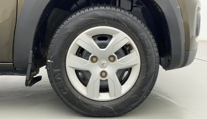 2019 Renault Kwid RXL, Petrol, Manual, 35,994 km, Right Front Wheel