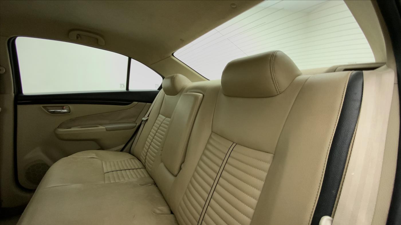 2015 Maruti Ciaz VXI, Petrol, Manual, 62,793 km, Right Side Rear Door Cabin