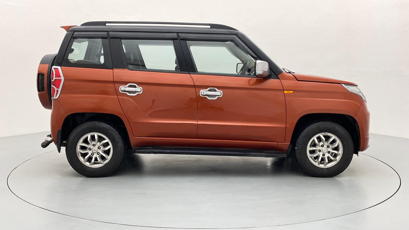 2016 Mahindra TUV300 T8, Diesel, Manual, 59,642 km, Right Side View