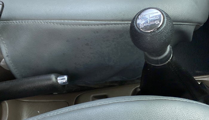 2010 Maruti Zen Estilo VXI, Petrol, Manual, 12,570 km, Gear Lever