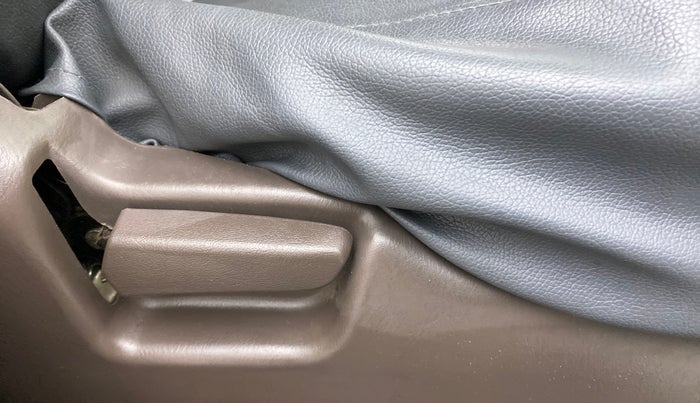 2010 Maruti Zen Estilo VXI, Petrol, Manual, 12,570 km, Driver Side Adjustment Panel