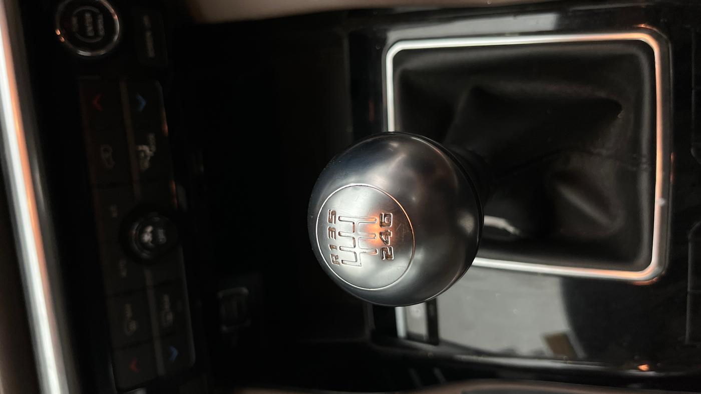 2023 Jeep MERIDIAN LIMITED (O) 4X2 MT, Diesel, Manual, 28,702 km, Gear Lever