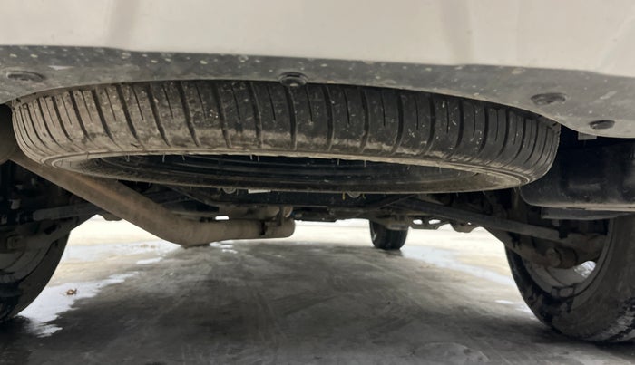 2023 Jeep MERIDIAN LIMITED (O) 4X2 MT, Diesel, Manual, 28,702 km, Spare Tyre