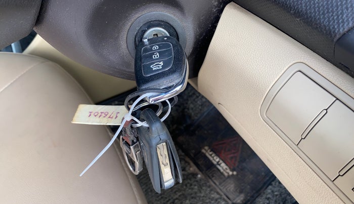 2014 Hyundai Verna FLUIDIC 1.4 VTVT CX, Petrol, Manual, 1,16,071 km, Keyless Start/ Stop Button