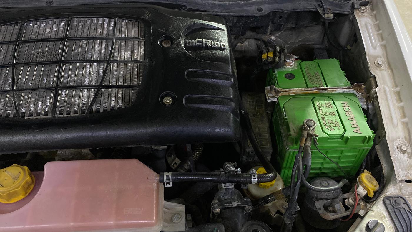 2013 Mahindra Quanto C4, Diesel, Manual, 97,159 km, Engine View - Left