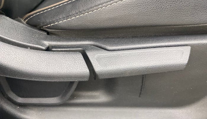 2021 Hyundai NEW I20 Asta 1.0 GDI Turbo IMT, Petrol, Manual, 33,012 km, Driver Side Adjustment Panel