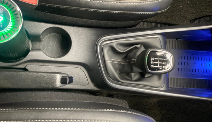 2021 Hyundai NEW I20 Asta 1.0 GDI Turbo IMT, Petrol, Manual, 33,012 km, Gear Lever