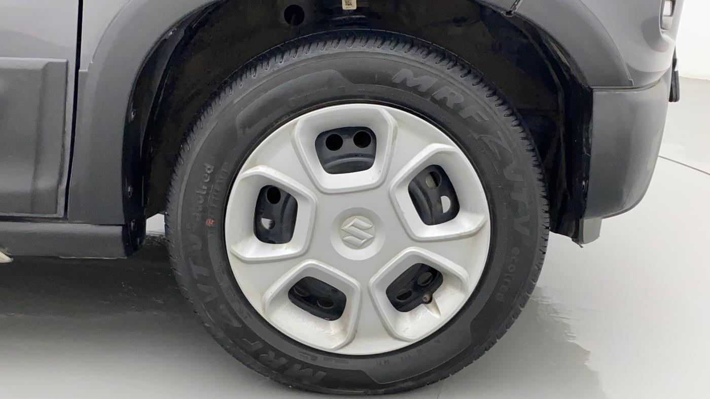 2021 Maruti S PRESSO VXI CNG, CNG, Manual, 45,975 km, Right Front Wheel
