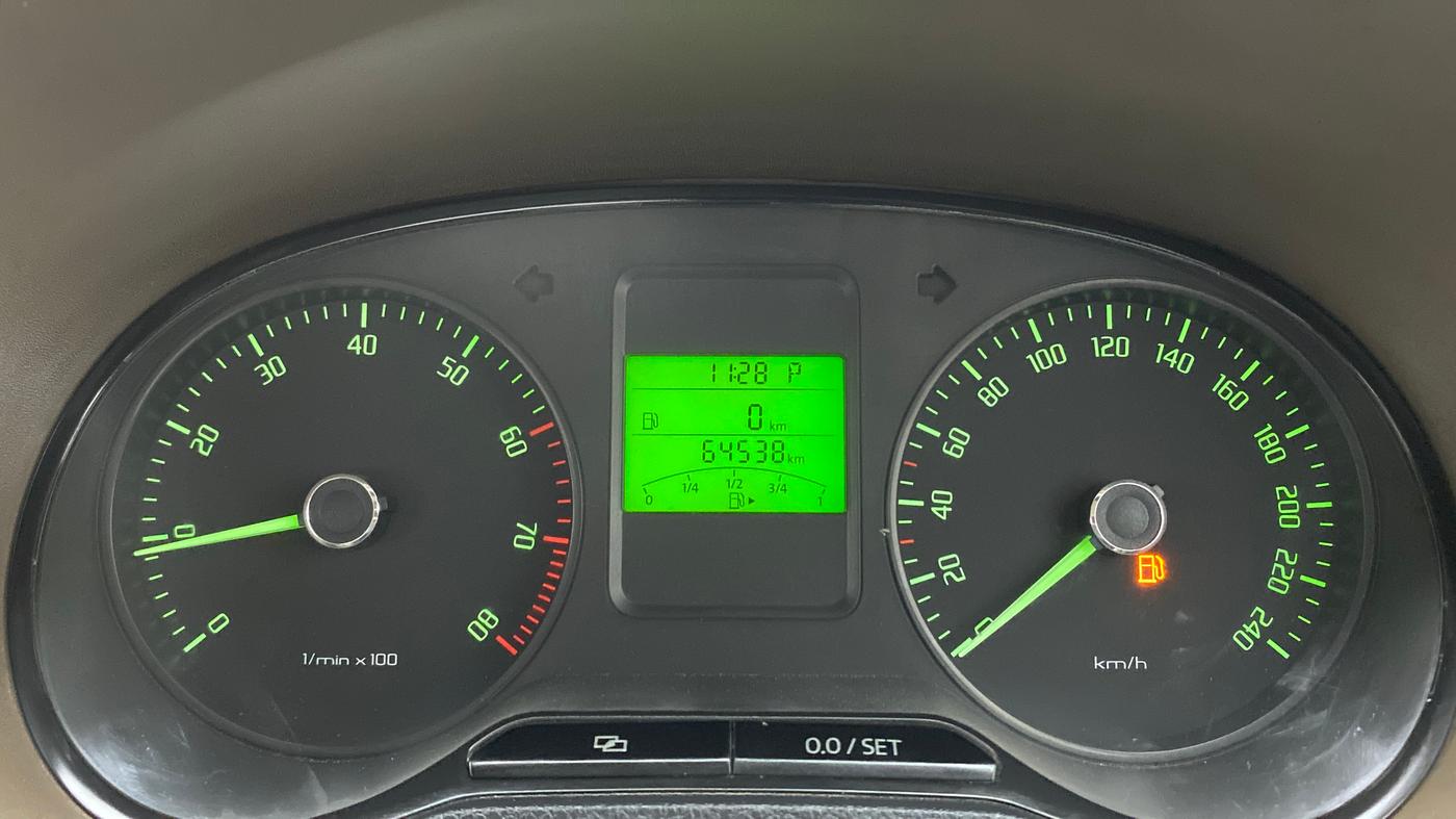 2013 Skoda Rapid ELEGANCE 1.6 MPI AT, Petrol, Automatic, 65,120 km, Odometer Image