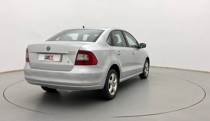 2013 Skoda Rapid ELEGANCE 1.6 MPI AT, Petrol, Automatic, 65,120 km, Right Back Diagonal