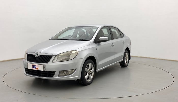 2013 Skoda Rapid ELEGANCE 1.6 MPI AT, Petrol, Automatic, 65,120 km, Left Front Diagonal