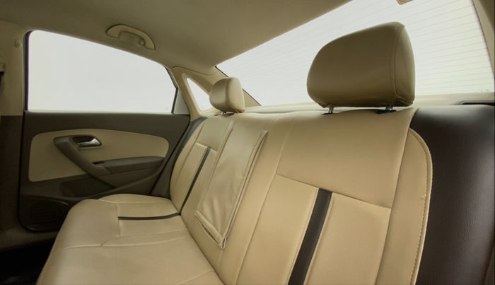 2013 Skoda Rapid ELEGANCE 1.6 MPI AT, Petrol, Automatic, 65,120 km, Right Side Rear Door Cabin