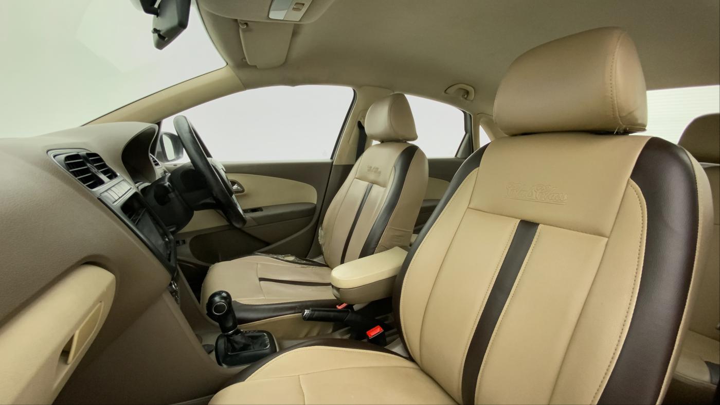 2013 Skoda Rapid ELEGANCE 1.6 MPI AT, Petrol, Automatic, 65,120 km, Right Side Front Door Cabin