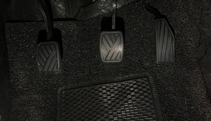 2025 Maruti New Wagon-R LXI 1.0, Petrol, Manual, 7,538 km, Pedals